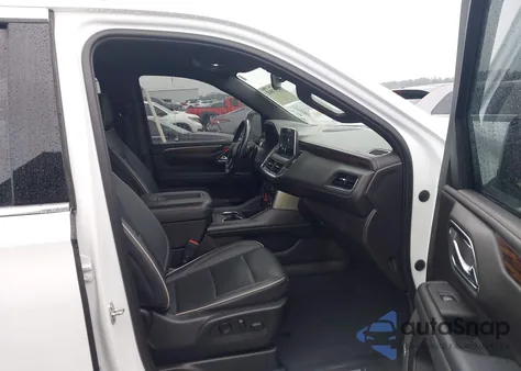 2022 Chevrolet Suburban 2Wd Premier z USA, uszkodzony, nr VIN 1GNSCFKD5NR190990